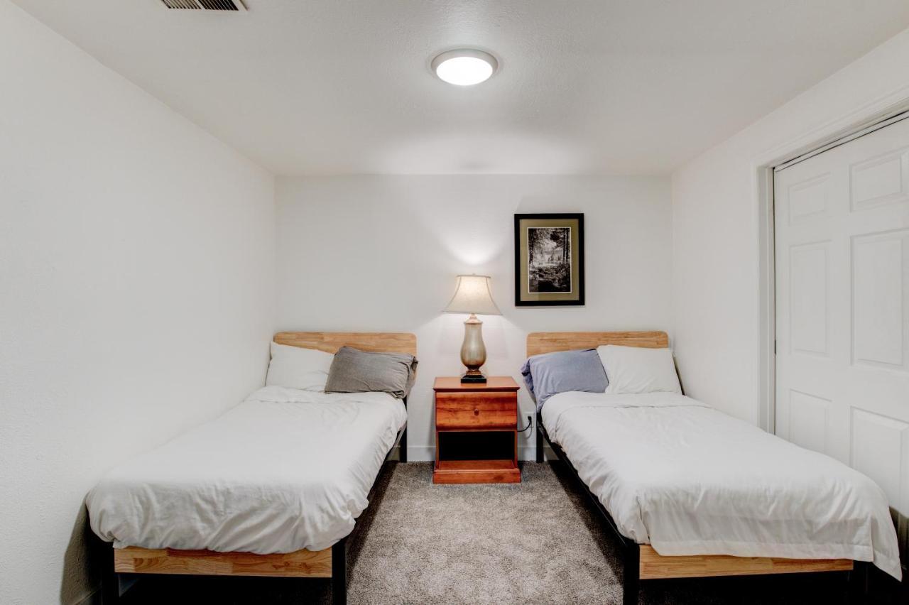 Modern Private Whole Unit 4 Bedroom Guest Suite King Bed ซอลต์เลคซิตี้ ภายนอก รูปภาพ