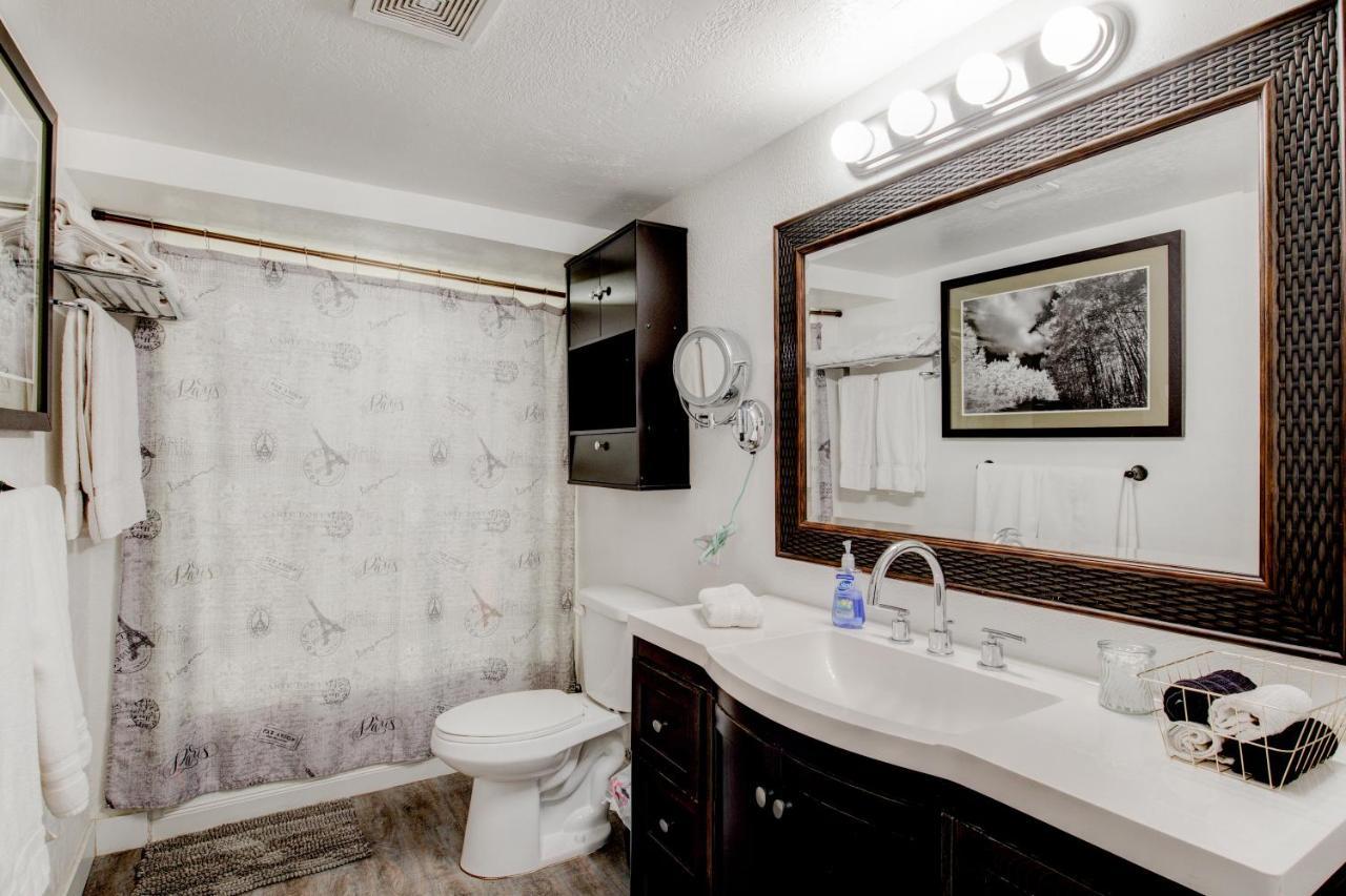 Modern Private Whole Unit 4 Bedroom Guest Suite King Bed ซอลต์เลคซิตี้ ภายนอก รูปภาพ